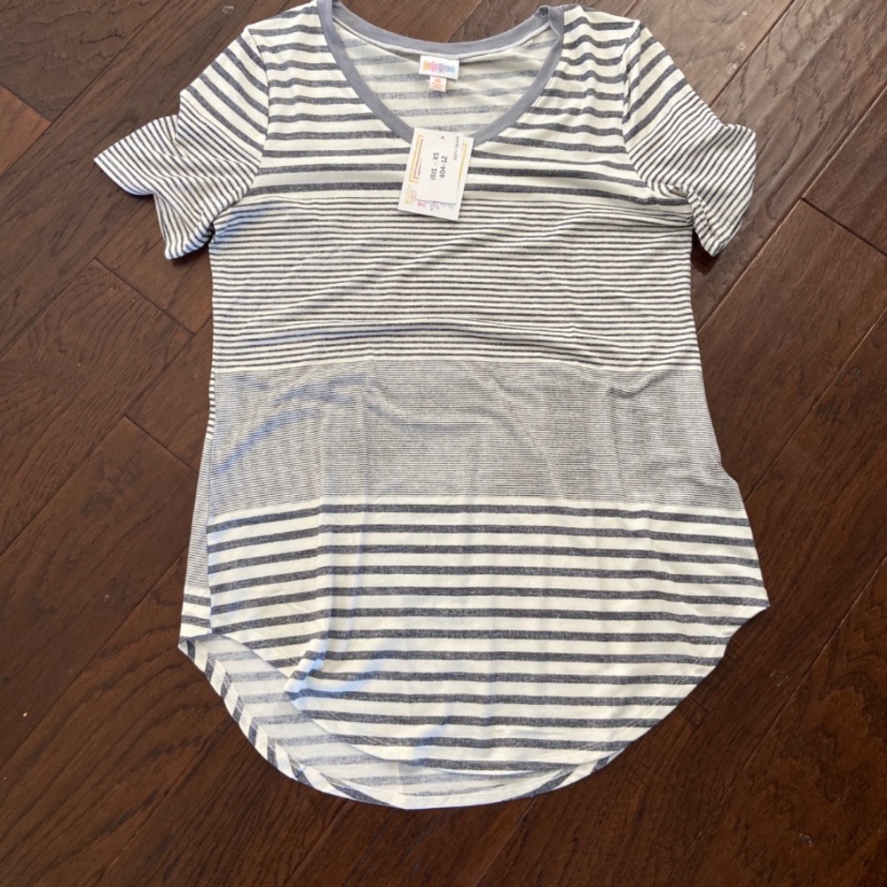 Lularoe Iris shirt